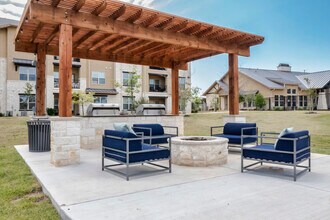 4 Corners in Frisco, TX - Building Photo - Building Photo