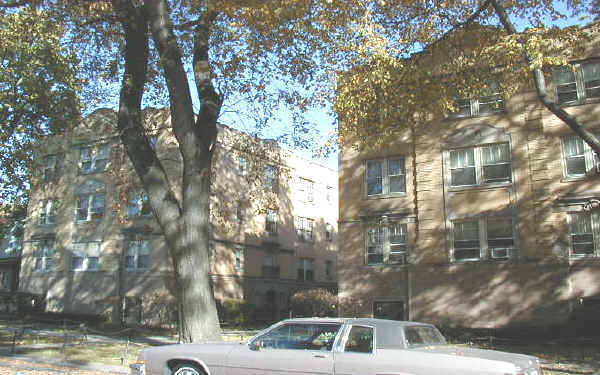 422-426 S Taylor Ave in Oak Park, IL - Building Photo