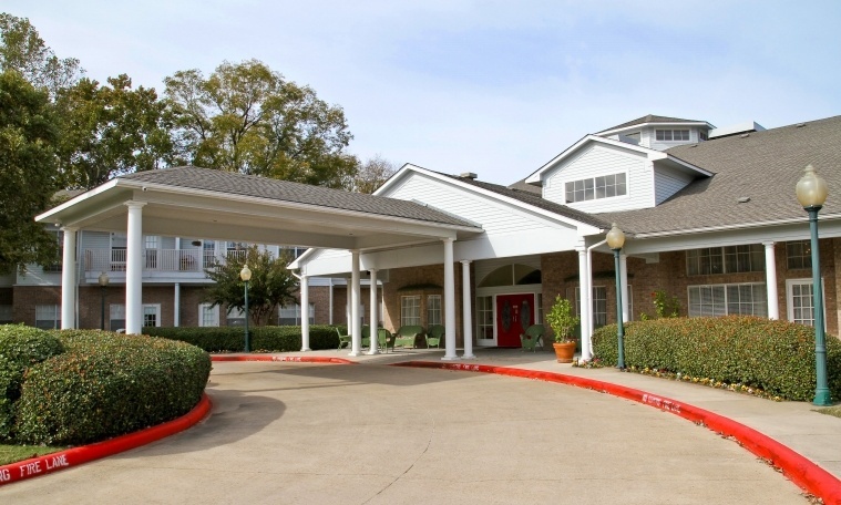 Waterview Court in Shreveport, LA - Foto de edificio