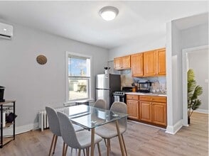 163 S Whitney St in Hartford, CT - Building Photo - Building Photo