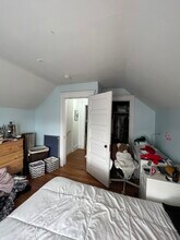 11 Burnham St, Unit 3 in Somerville, MA - Foto de edificio - Building Photo