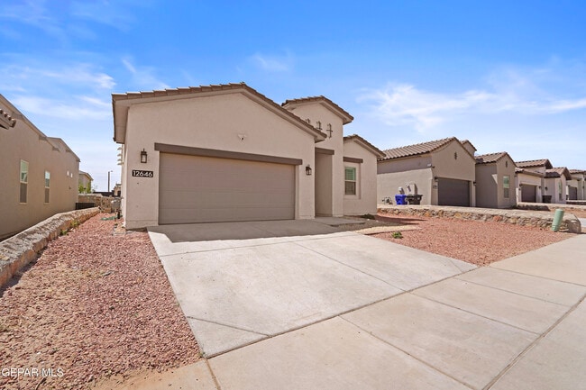 12646 Amesbury in El Paso, TX - Building Photo - Building Photo