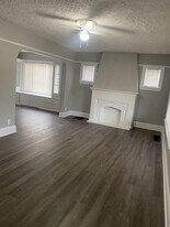 18710 Neff Rd in Cleveland, OH - Building Photo