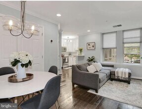 1308 Clifton St NW in Washington, DC - Building Photo - Building Photo