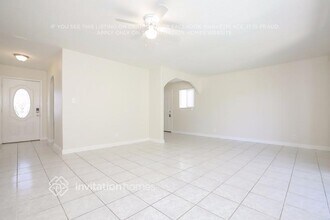 452 Bard St in Moorpark, CA - Building Photo - Building Photo