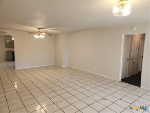 112 Palmetto St in Belton, TX - Building Photo - Building Photo