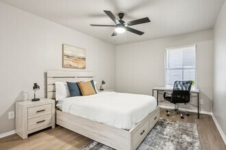 210 W Tarrant Rd in Grand Prairie, TX - Building Photo - Building Photo