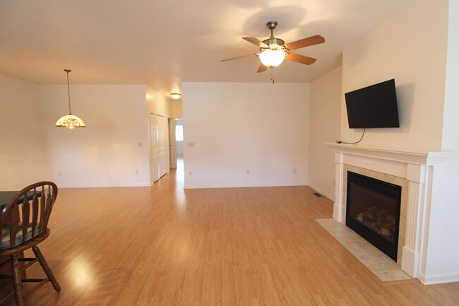 290 Ridgewood Ave in Broadway, VA - Building Photo - Building Photo