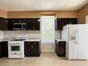 2713 W 16th St, Unit K04J in Chicago, IL - Building Photo - Building Photo