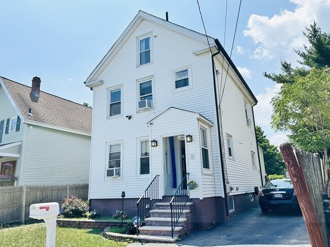 property at 39 Richardson St