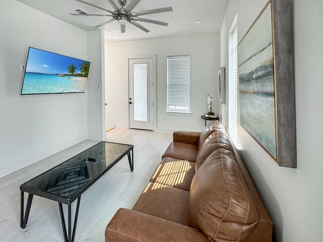 1937 Iberville St in New Orleans, LA - Building Photo - Building Photo