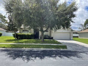 5524 Brackenwood Dr in Spring Hill, FL - Building Photo - Building Photo