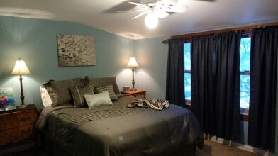 8312 Lake Ave in Cincinnati, OH - Building Photo - Building Photo