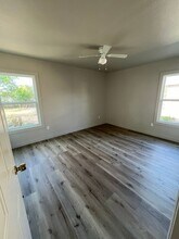 5741 Bobalo Dr in Corpus Christi, TX - Foto de edificio - Building Photo