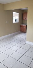 716 SW 9th St, Unit 1 in Dania Beach, FL - Building Photo - Building Photo