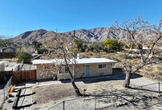 11010 Knobb Ave in Morongo Valley, CA - Building Photo - Building Photo