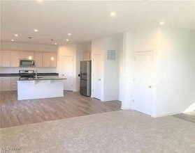 63 Woodhull Cir in Tallmadge, OH - Building Photo - Building Photo