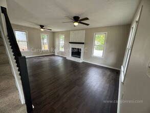 6556 Rhemish Dr in Fayetteville, NC - Building Photo - Building Photo