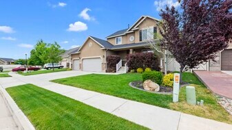2142 N 2270 W in Lehi, UT - Building Photo