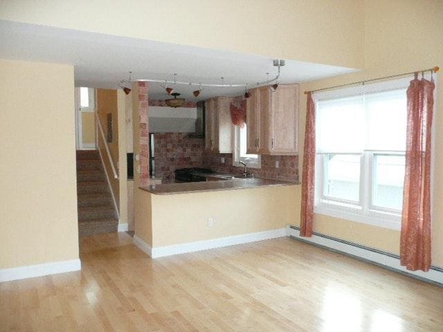 property at 62 Lakeview Ter