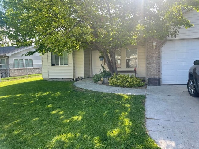 property at 34 N Fairview St