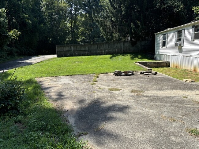 21 Church Rd in Woodfin, NC - Building Photo - Building Photo