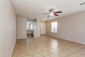 2513 N 114th Ave in Avondale, AZ - Building Photo - Building Photo