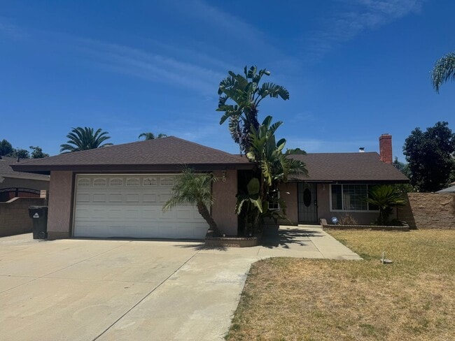 property at 2432 S Garfield Pl