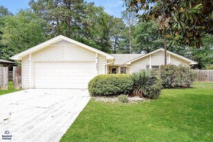 25 Monte Tierra Trail in Alabaster, AL - Building Photo