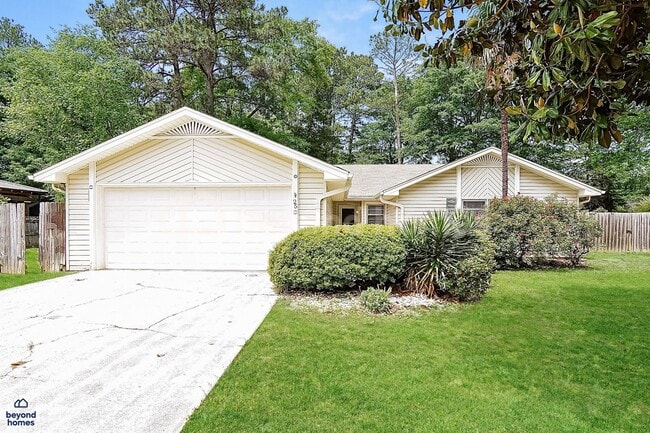 property at 25 Monte Tierra Trail