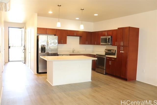 801 Kakala St in Kapolei, HI - Building Photo - Building Photo