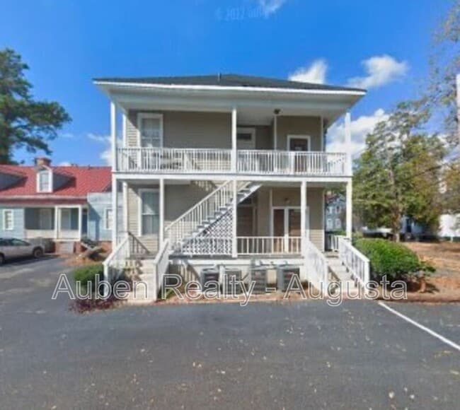 property at 410 4th St