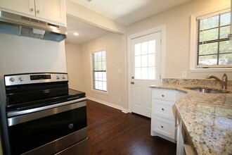 4236 Lisbon St in Fort Worth, TX - Building Photo - Building Photo