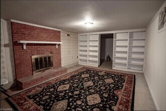 2530 Merrimont Dr NW in Winston-Salem, NC - Building Photo - Building Photo