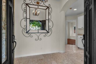 4113 Highland Ave in Manhattan Beach, CA - Foto de edificio - Building Photo