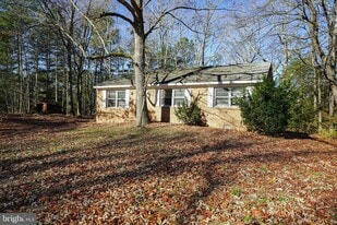 5746 Rip Wil Dr in Salisbury, MD - Building Photo