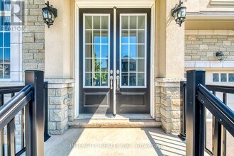 259 Polly Dr in Oakville, ON - Building Photo - Building Photo
