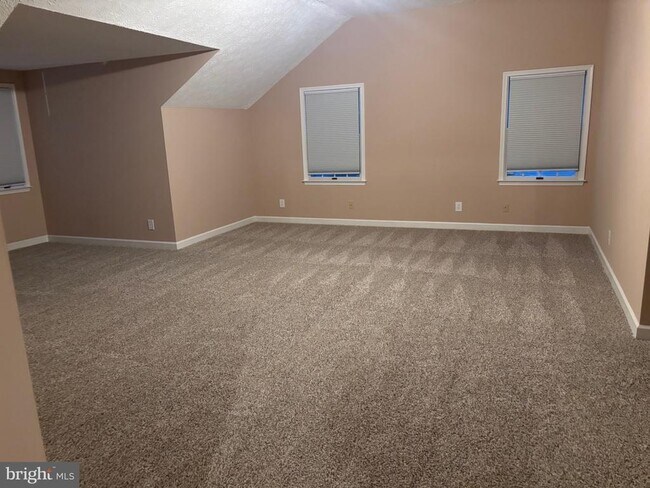 9238 Crescent Ln in La Plata, MD - Building Photo - Building Photo