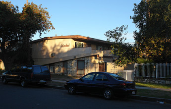 Trinidad in Anaheim, CA - Building Photo - Building Photo