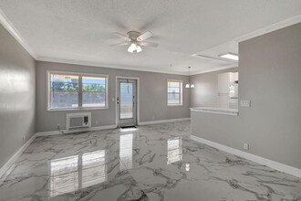 234 Norwich J in West Palm Beach, FL - Building Photo - Building Photo