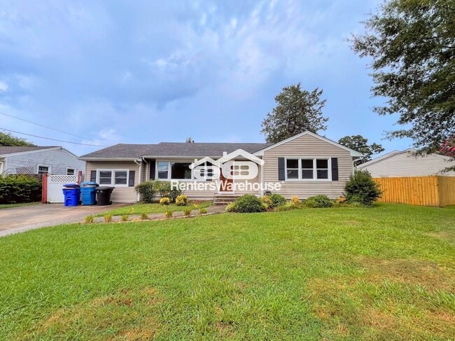 property at 3032 Belle Haven Dr