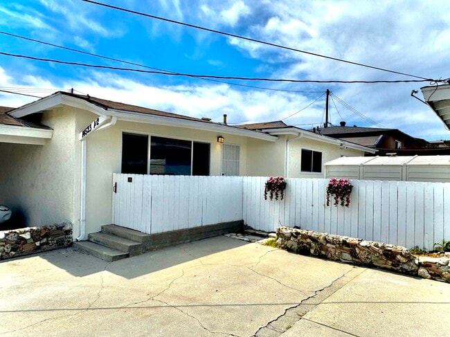 property at 14523 1/2 Firmona Ave