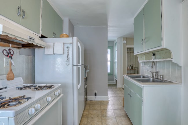 property at 2542 S Austin St