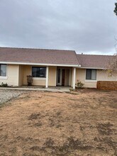 12340 Algonquin Rd in Apple Valley, CA - Building Photo - Building Photo