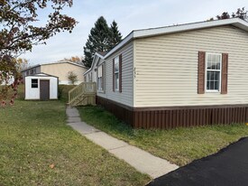 2500 Mann Rd in Village of Clarkston, MI - Building Photo