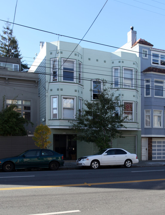 1068 S Van Ness Ave in San Francisco, CA - Building Photo