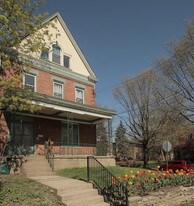 442 S Trenton Ave, Unit 1 in Pittsburgh, PA - Building Photo