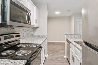 The Reserve at Christopher St. in Rainbow City, AL - Building Photo - Building Photo