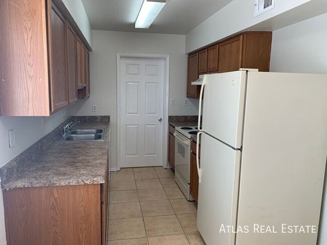 property at 58 W Inglewood St