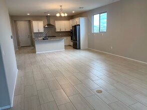 10123 N Indian Jewel Dr in Oro Valley, AZ - Building Photo - Building Photo